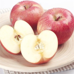 <b>Heart of apple</b>